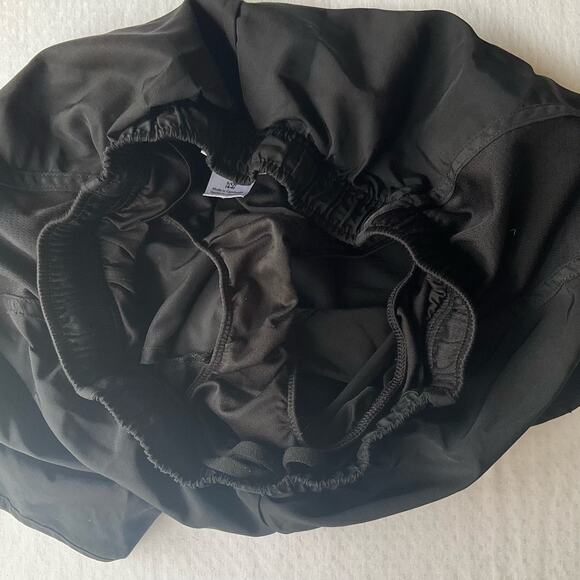 Danskin Women’s Casual Workout Shorts size S (4-6), Solid Black, with Liner - Picture 8 of 10